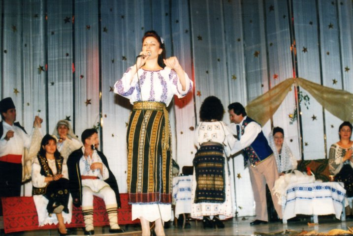 Muzica Populara Romaneasca cu Lacramioara Raileanu